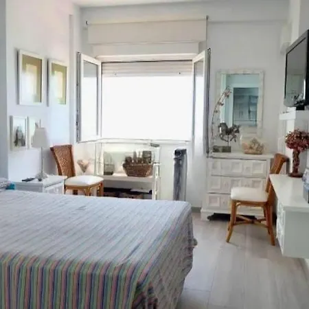Apartment Cruchy Playa Fuengirola